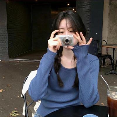 玛丽的白色连衣裙